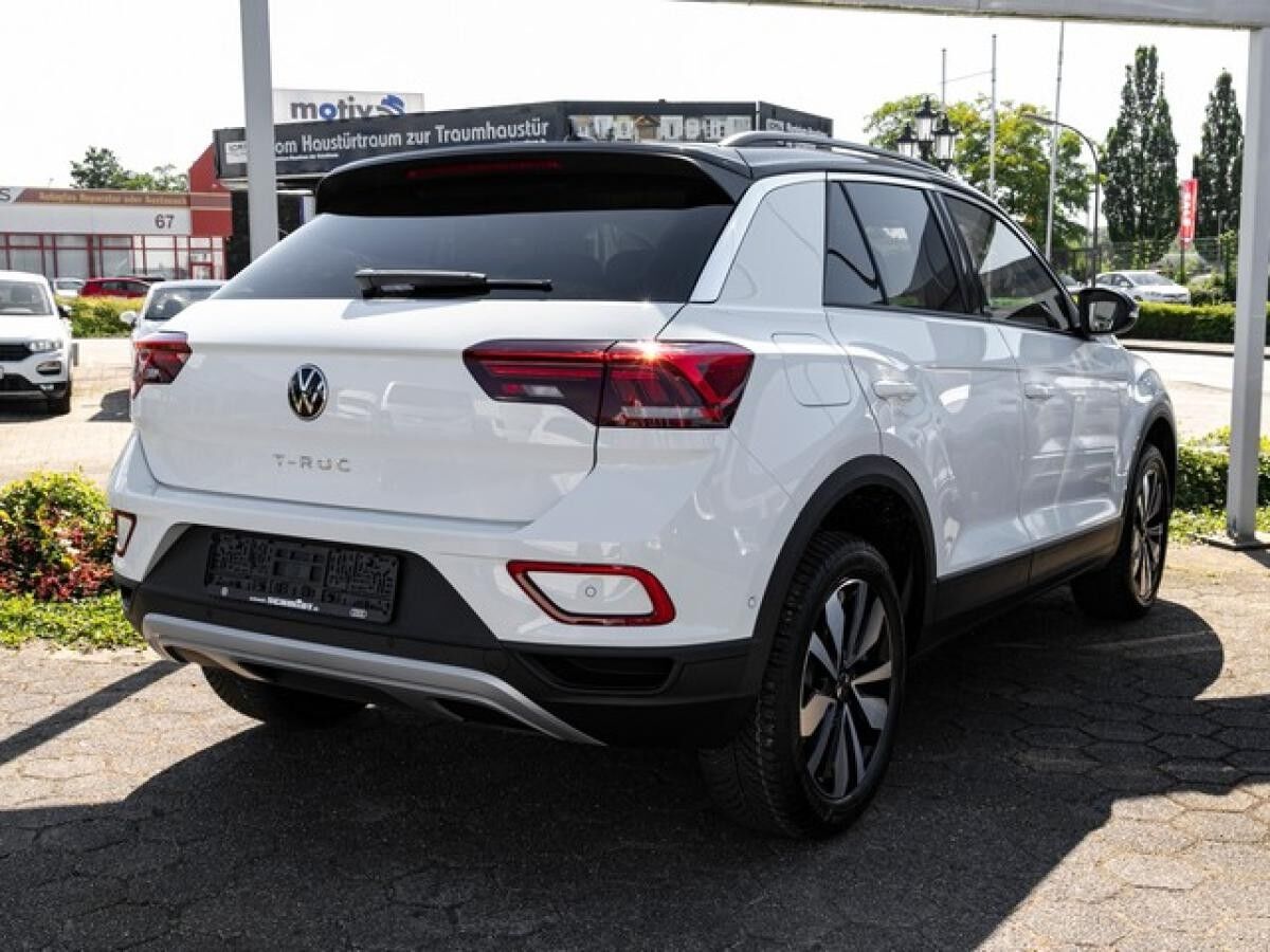 Volkswagen T-Roc 1.5 TSI DSG Move LED AHK App-Connect 17"