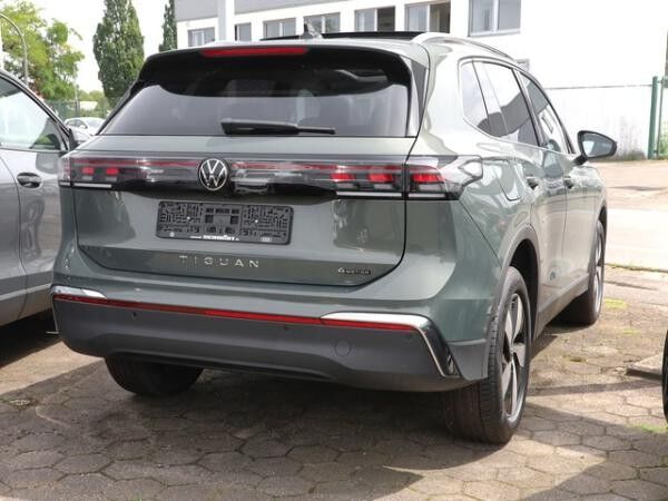 Volkswagen Tiguan 2.0 TDI DSG 4Motion Elegance ACC LED AHK Navi DCC