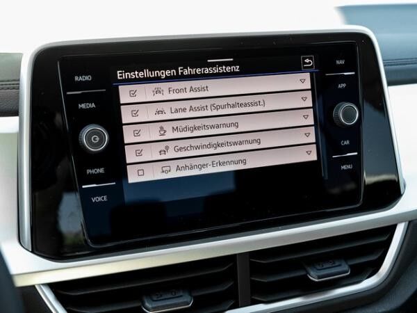 Volkswagen T-Roc 1.5 TSI DSG Move LED AHK App-Connect 17"