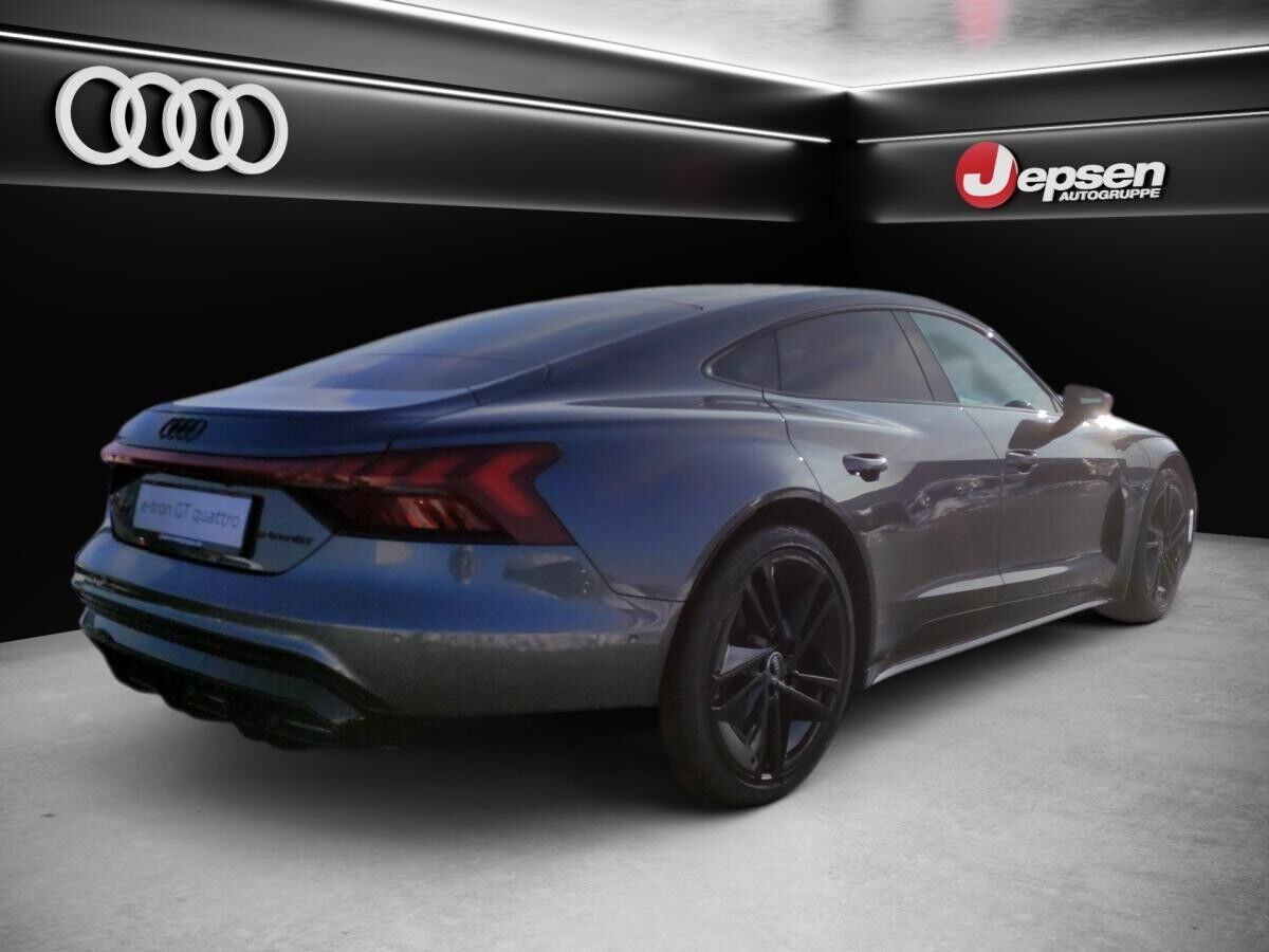 Audi RS e-tron GT Luft Laser Pano 4xSHZ Massage