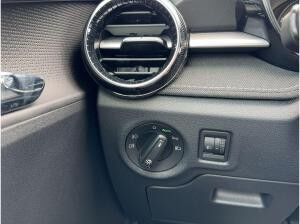 Skoda Fabia IV 1.0 TSI STYLE+🔥COLOUR-CONCEPT🔥+ACC-TEMPOMAT+LED+KAMERA+CARPLAY+ACC+