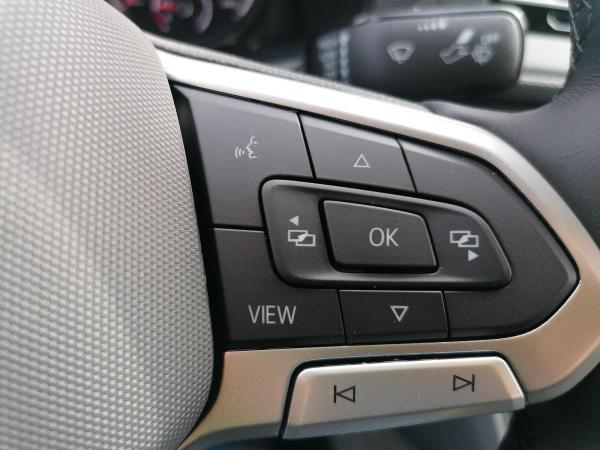 Volkswagen T6.1 Transporter Kasten ✨LANG✨ 2.0 TDI LR ✨Heckflügeltüren✨+GRA+Klima+APP