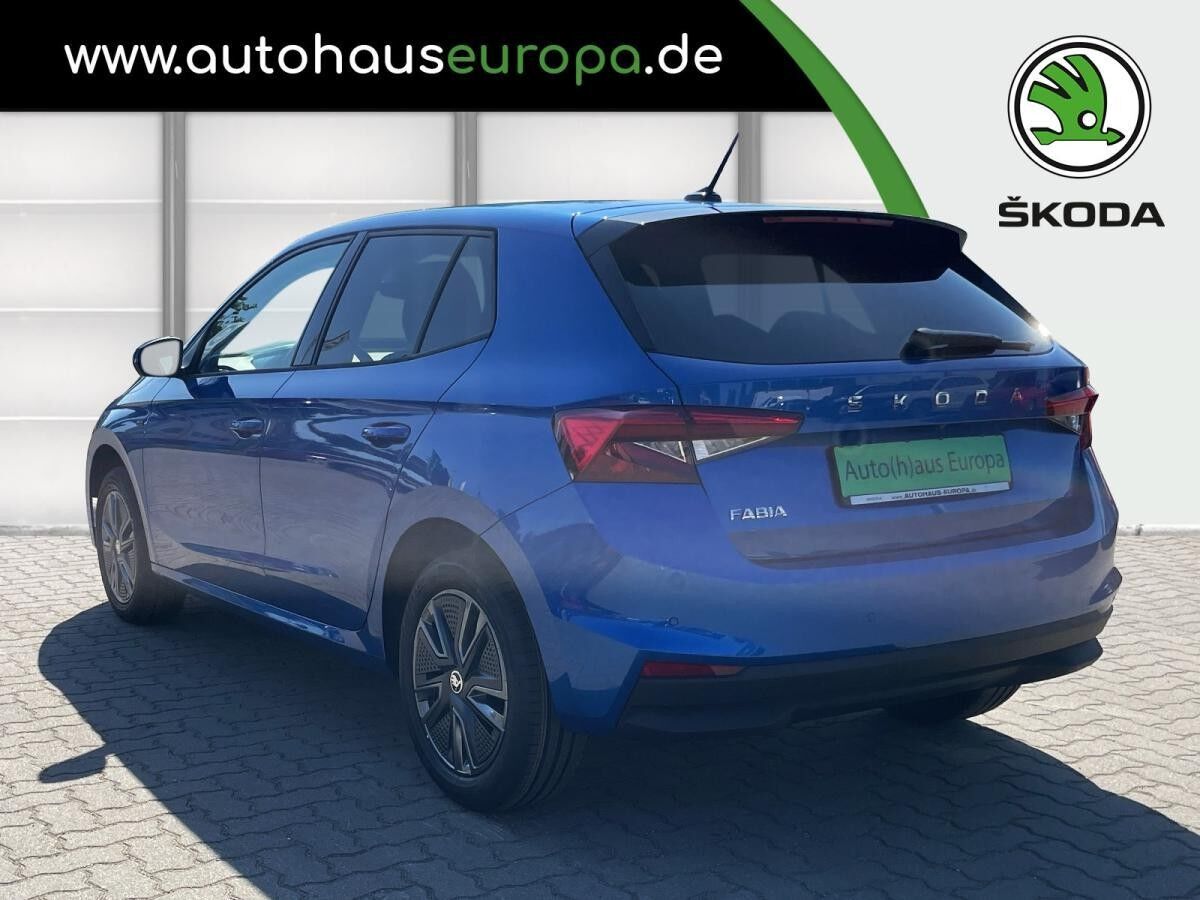 Skoda Fabia TOUR 1.0 TSI DSG
