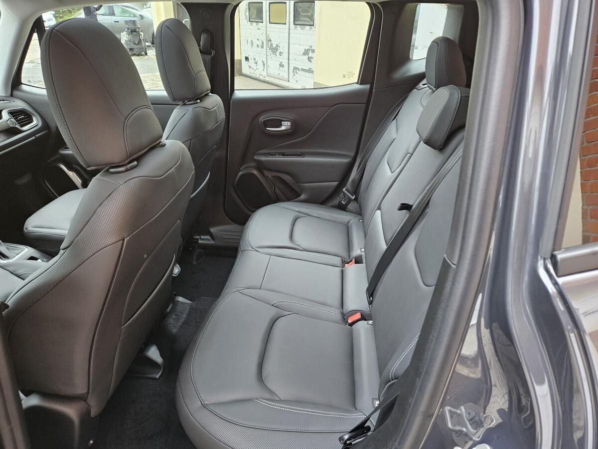 Jeep Renegade 1.5T MHEV Summit  - Vollausstattung - sofort verfügbar