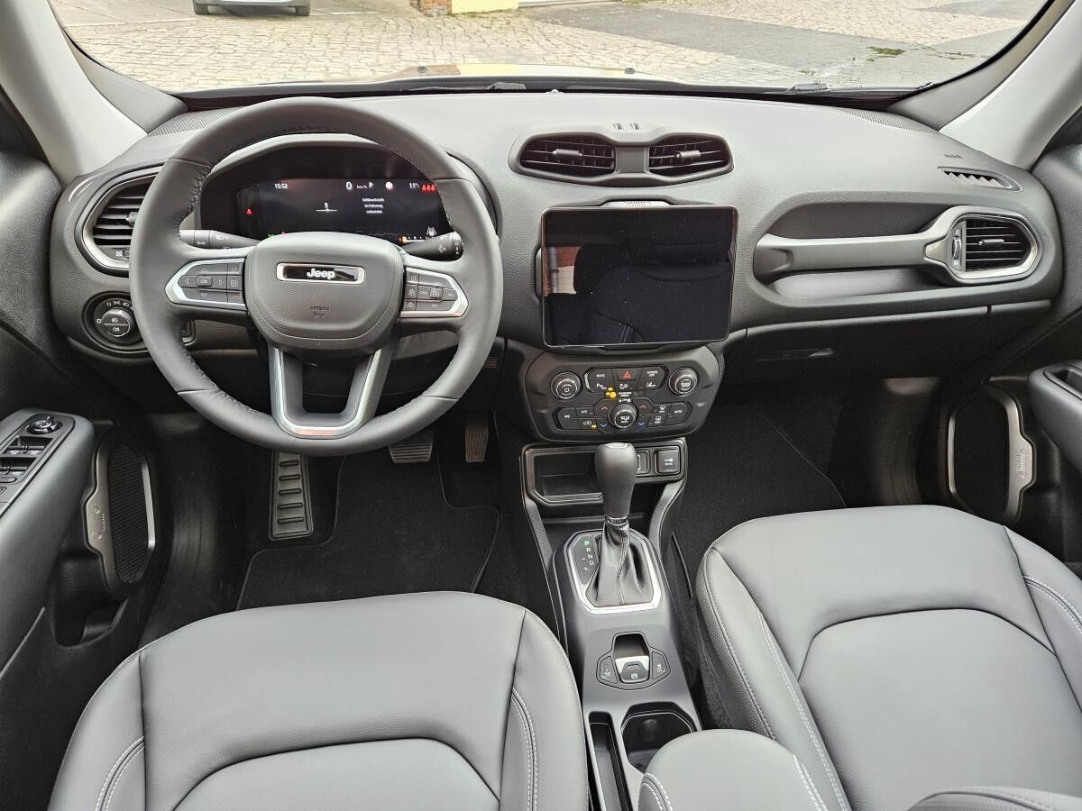 Jeep Renegade 1.5T MHEV Summit  - Vollausstattung - sofort verfügbar
