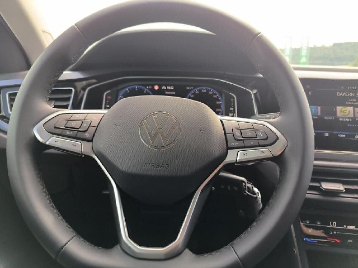 Volkswagen Taigo Style 1,5 TSI ACC Matrix ParkAssist Kamera Navi SideAssist