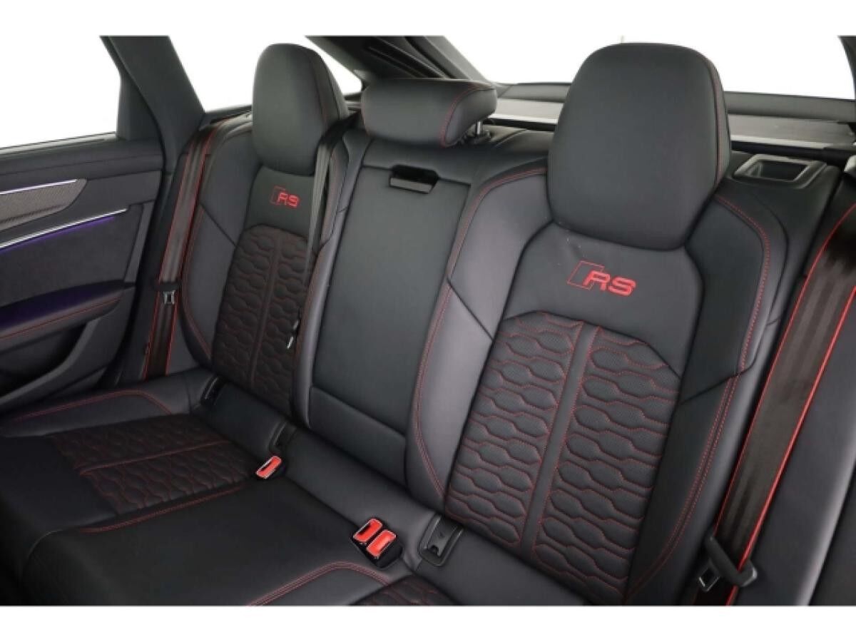 Audi RS6 Avant TFSI quattro LP: 175.510,-Keramik/305km/h