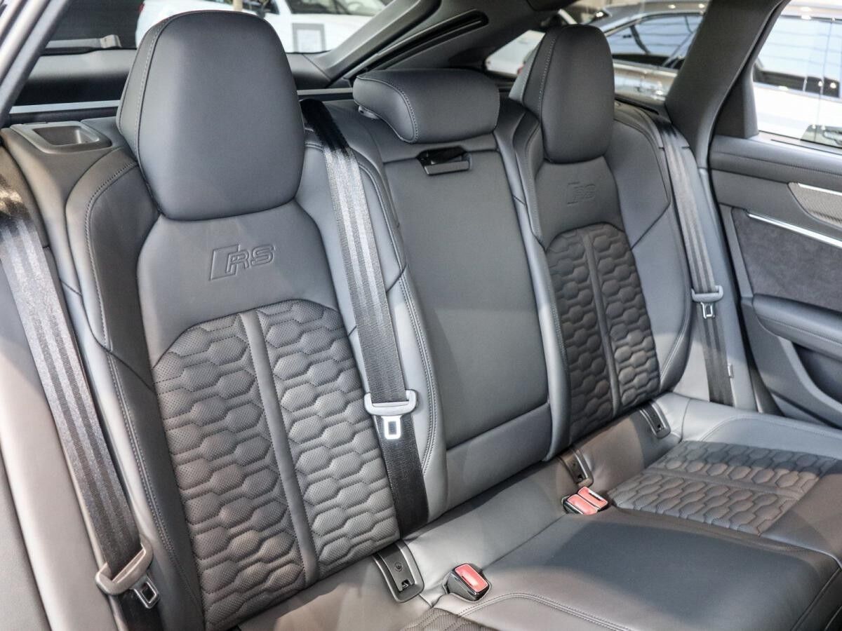 Audi RS6 Avant tiptronic //RS Essentials // Keramik // Dynamikpaket plus