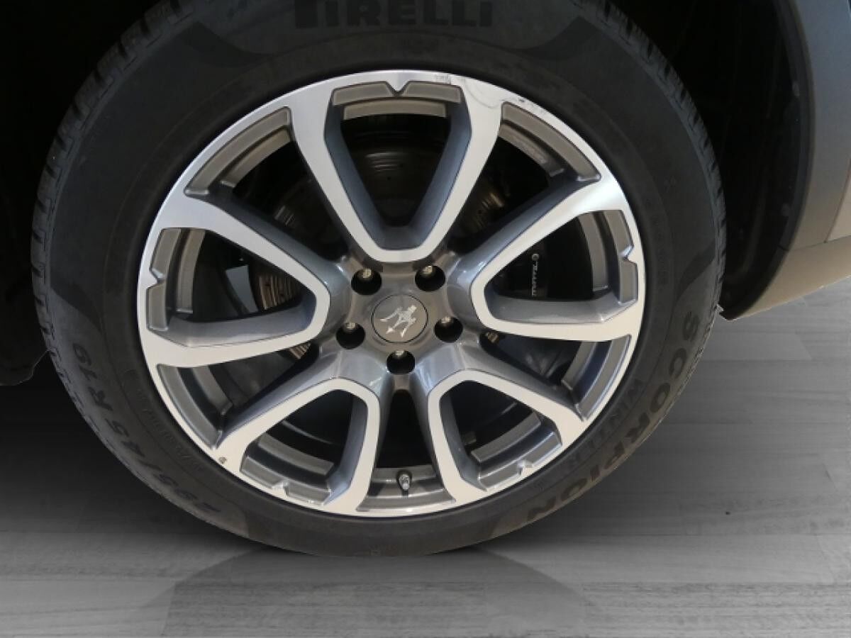 Maserati Levante S Q4