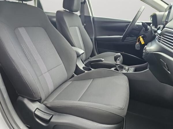 Hyundai i20 1.0T-GDI 6-MT TREND NAVI/PDC/SHZ/DAB