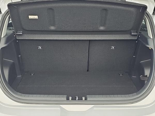 Hyundai i20 1.0T-GDI 6-MT TREND NAVI/PDC/SHZ/DAB
