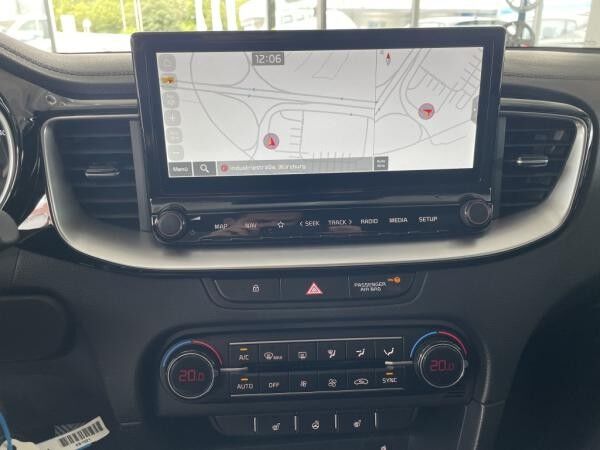 Kia XCeed MJ 25 1.5 T-GDI Navi LED PDC v+h Kamera
