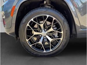 Jeep Grand Cherokee Summit PHEV 4Xe PANORAMA+PDC+KAMERA+CARPLAY