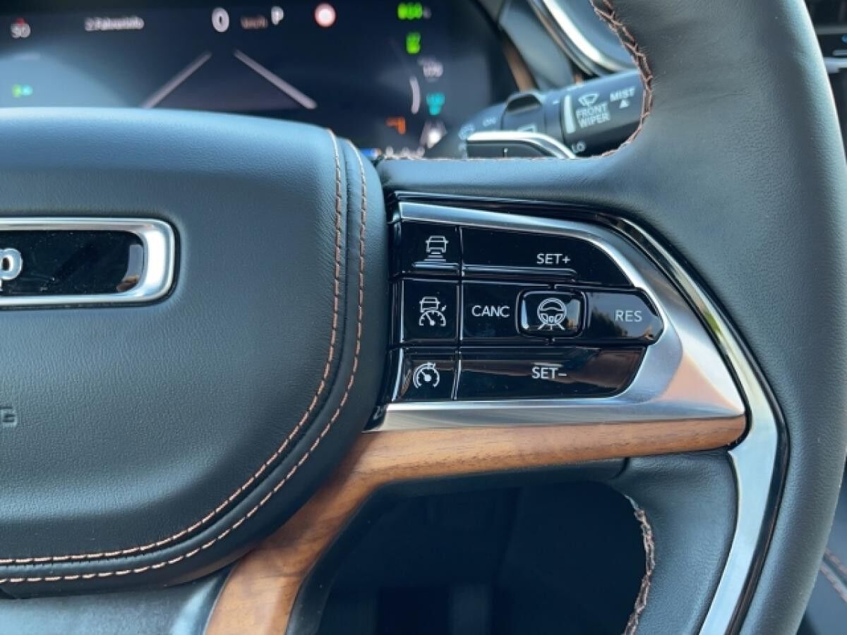 Jeep Grand Cherokee Summit PHEV 4Xe PANORAMA+PDC+KAMERA+CARPLAY