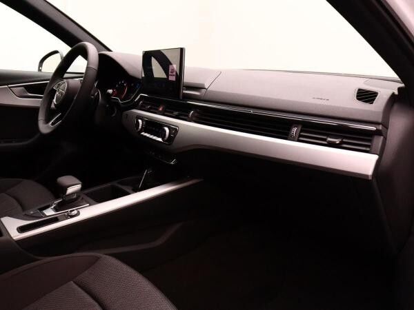 Audi A4 Avant 35 TFSI S-tronic / MMI-Navi, Matrix