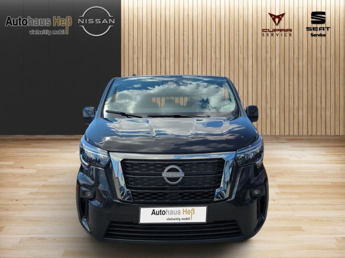 Nissan Primastar Kombi 8 Sitzer dci170 DCT TEKNA