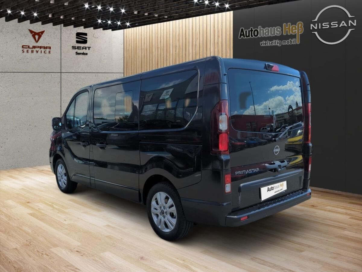 Nissan Primastar Kombi 8 Sitzer dci170 DCT TEKNA