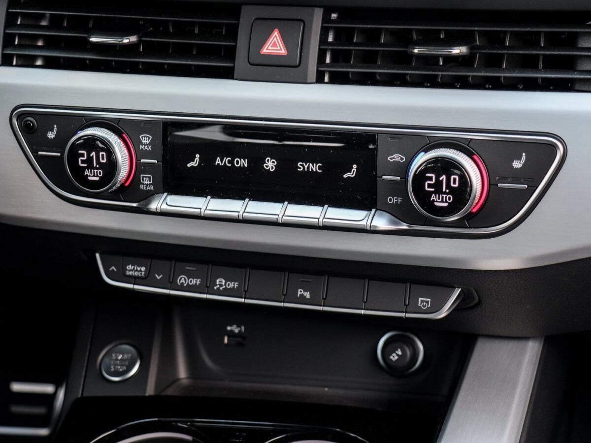 Audi A4 Avant 40 TDI S-Line AHK Kamera B&O el.Heckklappe