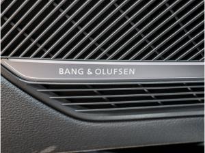 Audi A4 Avant 40 TDI S-Line AHK Kamera B&O el.Heckklappe