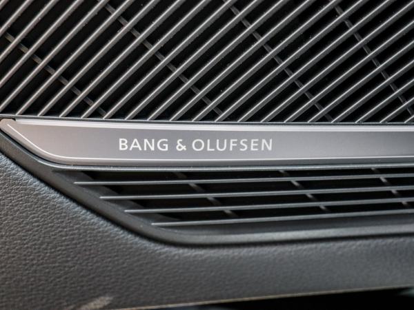 Audi A4 Avant 40 TDI S-Line AHK Kamera B&O el.Heckklappe