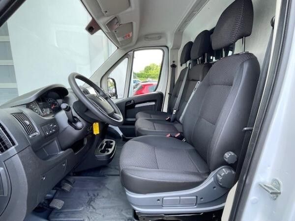 Opel Movano Kasten  L2H2 Edition 2.2 3 Cargo 3,5t verstärkt