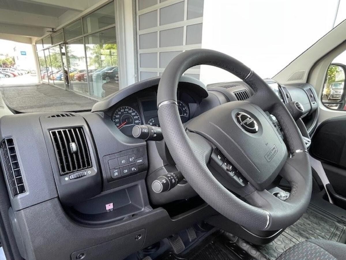 Opel Movano Kasten Edition 2.2 Cargo 3,5t L2H2 140 PS