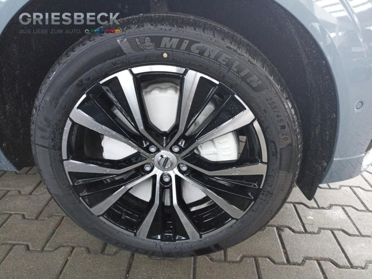 Volvo XC60 Plus Dark 360° H&K LED 20 Volvo XC60 Plus Dark 360° H&K LED 20