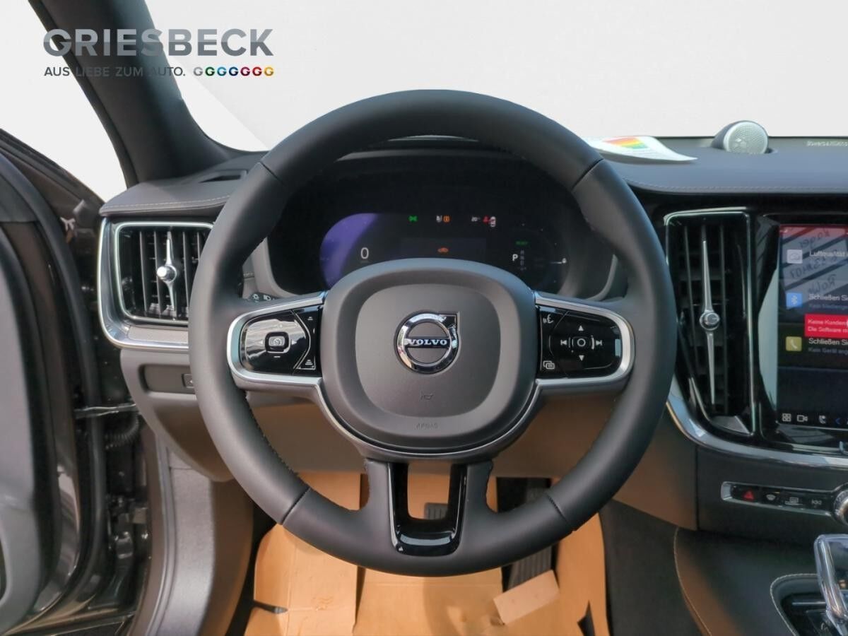 Volvo S60 T8 Ultimate Dark