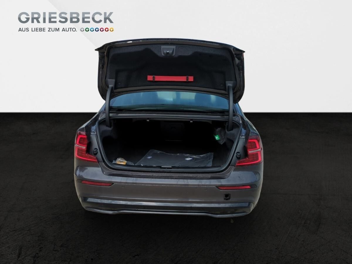 Volvo S60 T8 Ultimate Dark