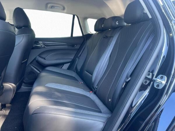 MG MG5 Maximal Luxury