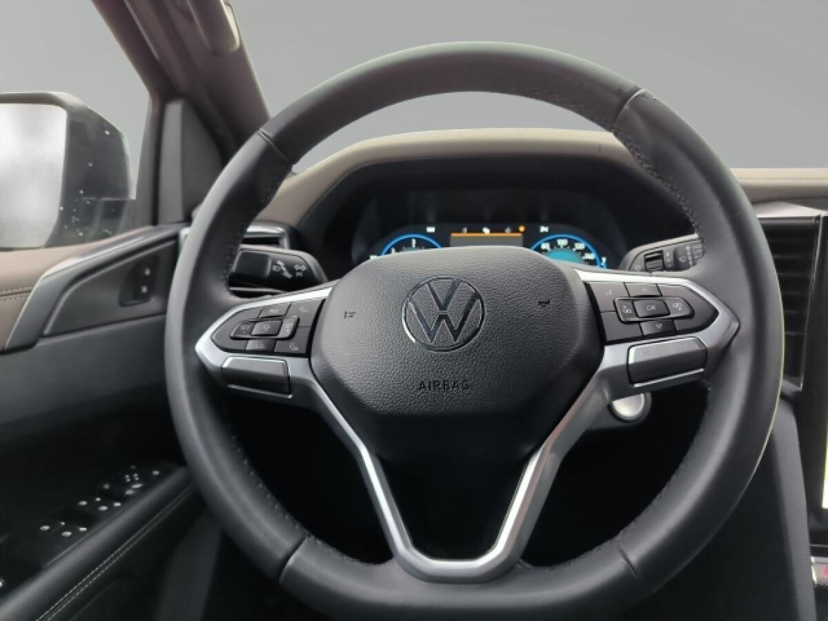 Volkswagen Amarok Aventura DC 4Motion 3,0 TDI Automatik Matrix Sthg MFLbeheizt SHZ AHK