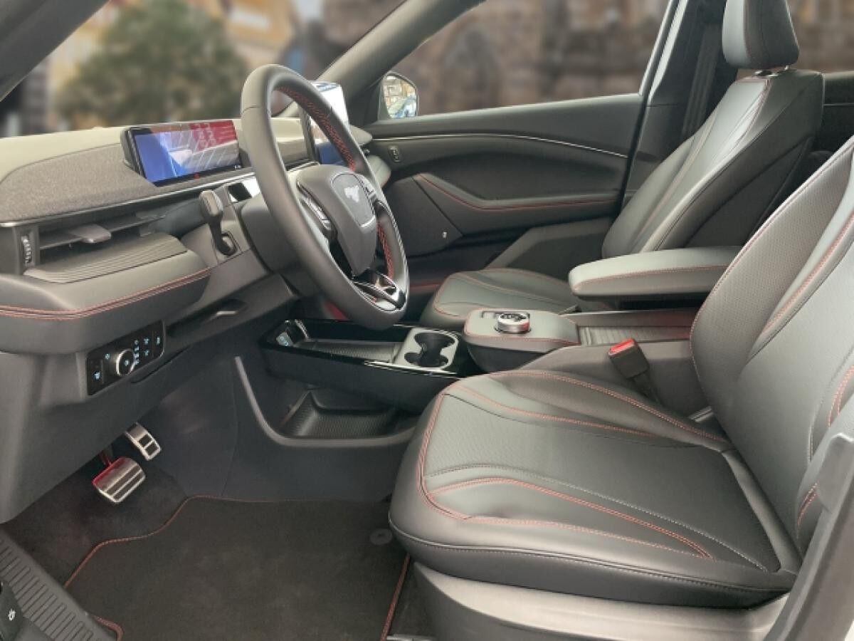 Ford Mustang Mach-E Premium AWD DEKRA Hochvolt-Zertifikat SONDERPREIS