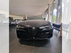 Alfa Romeo Giulia Alfa Romeo GIULIA VELOCE 2.0 Turbo 16V 206kW (280 PS) AT8 - Q4 Voll-Ausstattung