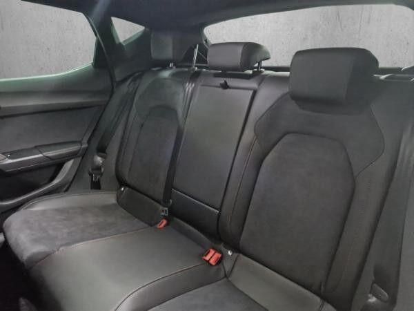 Cupra Leon Facelift 1.5 eTSI, Navi, Sennheiser, Rückfahrkamera, PDC v+h, Navi, Totewinkel