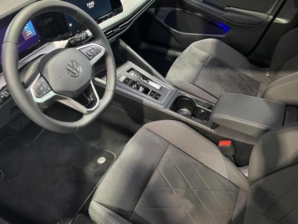 Volkswagen Golf Vari. Life 2.0 TDI*DSG*CAM*NAV*AHK*LED*SHZ