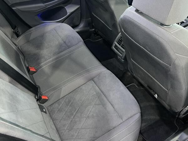 Volkswagen Golf Vari. Life 2.0 TDI*DSG*CAM*NAV*AHK*LED*SHZ