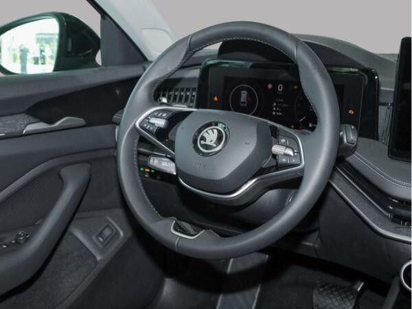 Skoda Superb Combi 2.0 TDI Selection ABGABE 11.2025