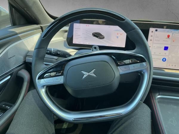 XPENG P7 AWD Performance