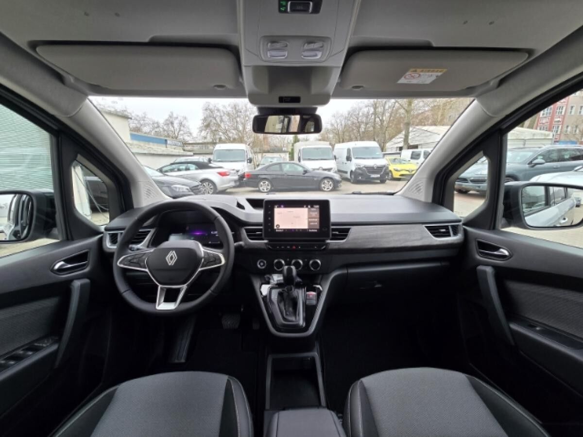 Renault Grand Kangoo III Techno 1.3 TCe130 EDC 7 Sitzer