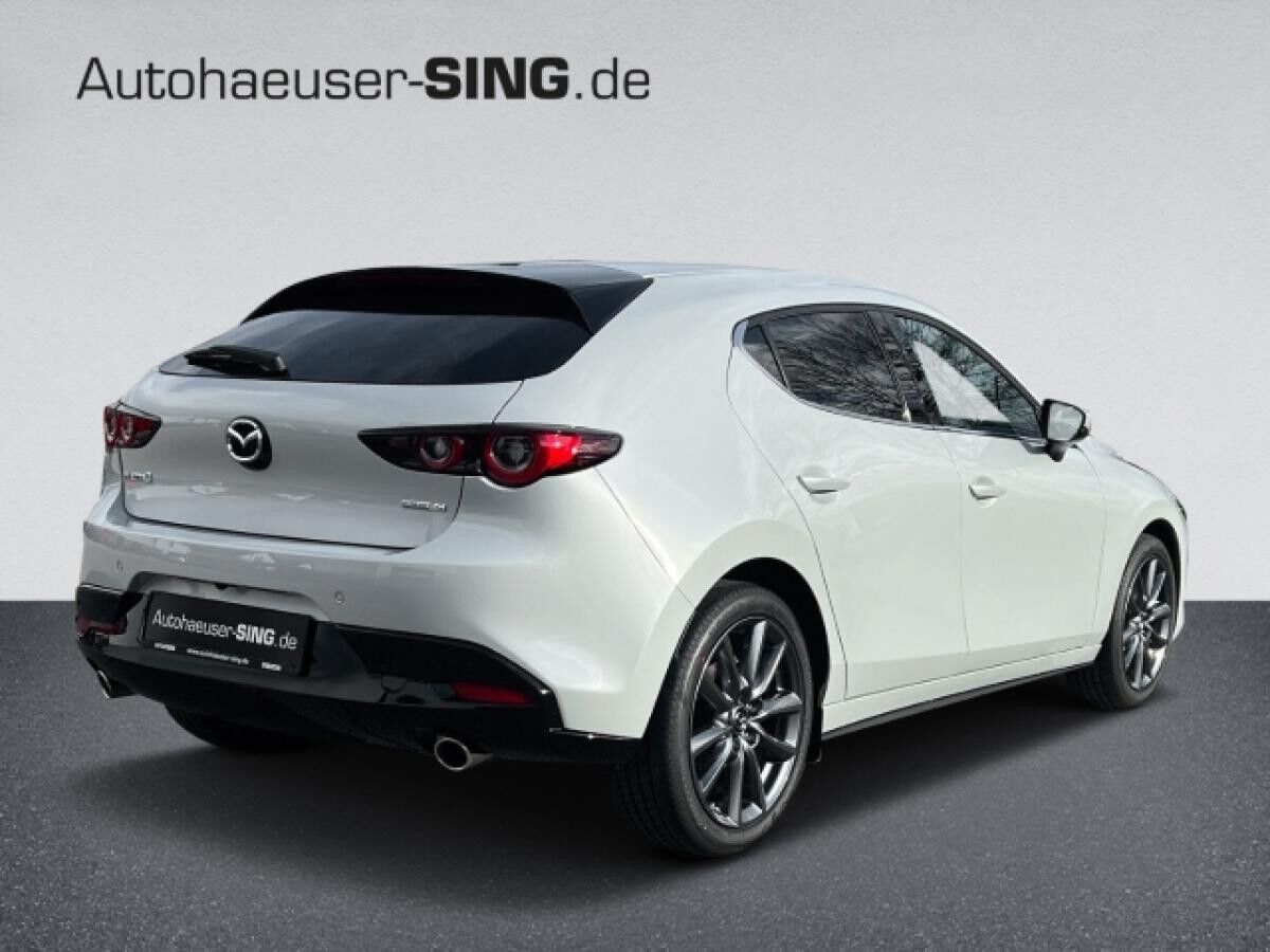 Mazda 3 Exclusive-Line Automatik HeadUP Design-Paket