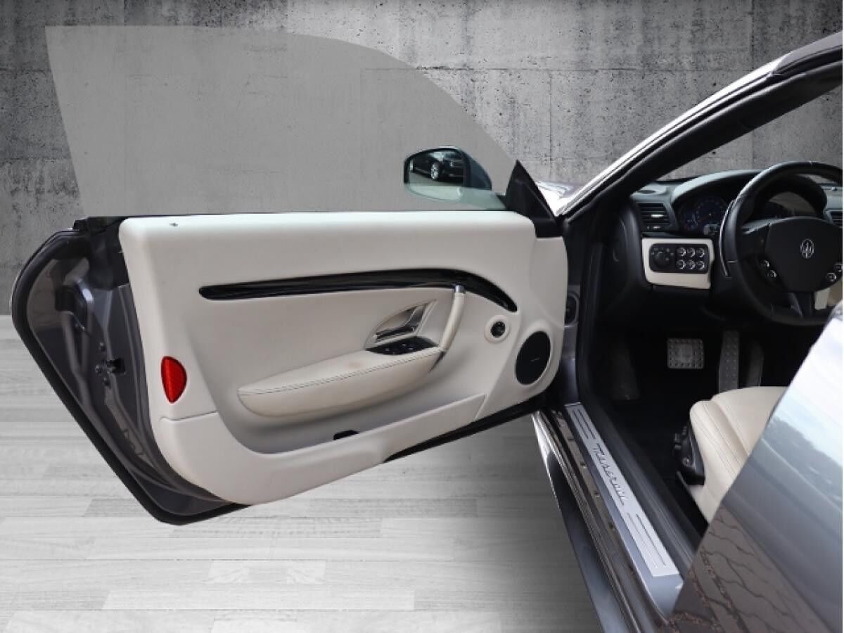 Maserati GranCabrio Sport