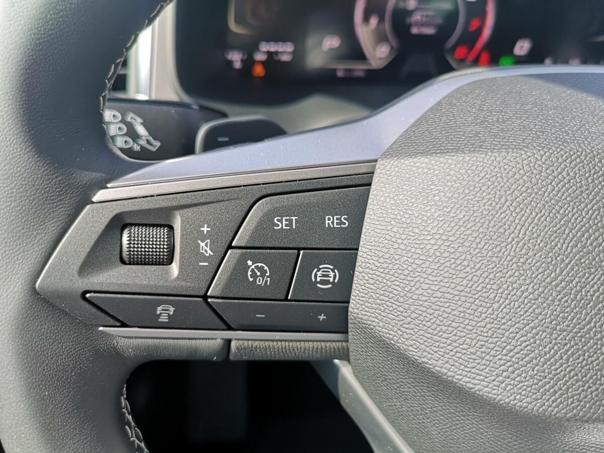 Seat Ateca Xperience 1.5TSi DSG AHK Beats *Aktion 15.11.2025