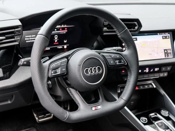 Audi A3 Limousine 35 TDI S tronic S-Line Matrix-LED