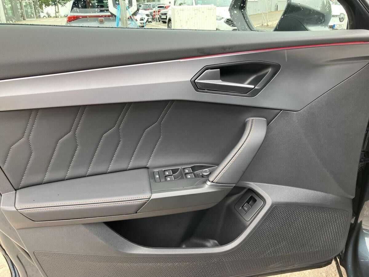 Cupra Formentor SOFORT VERFÜGBAR 1.5 TSI DSG LED-Matrix Allwetterreifen Kamera