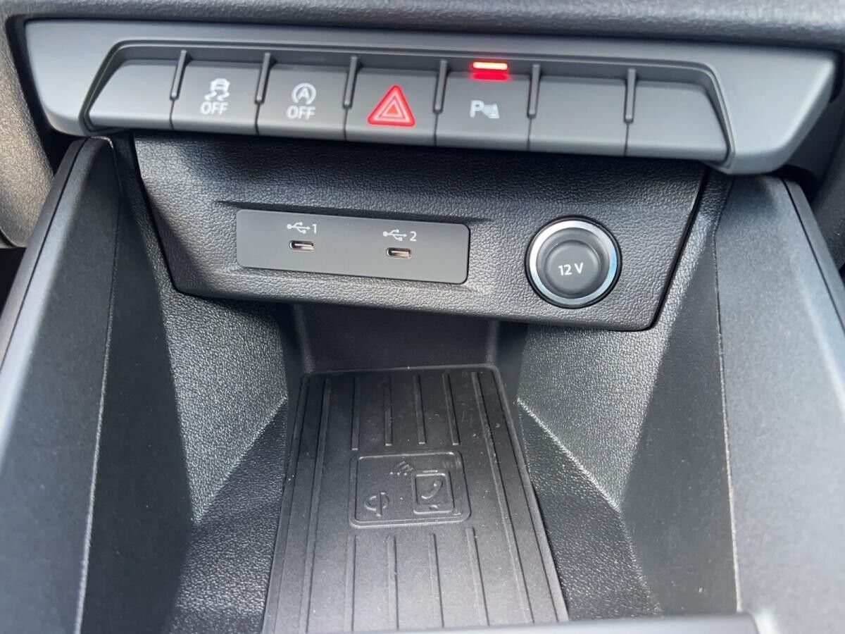 Audi A1 Sportback S line 25 TFSI S tronic+GRA+LED