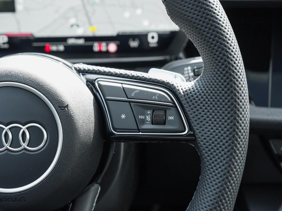 Audi S3 Sportback quattro Matrix, SONOS, Pano, Navi