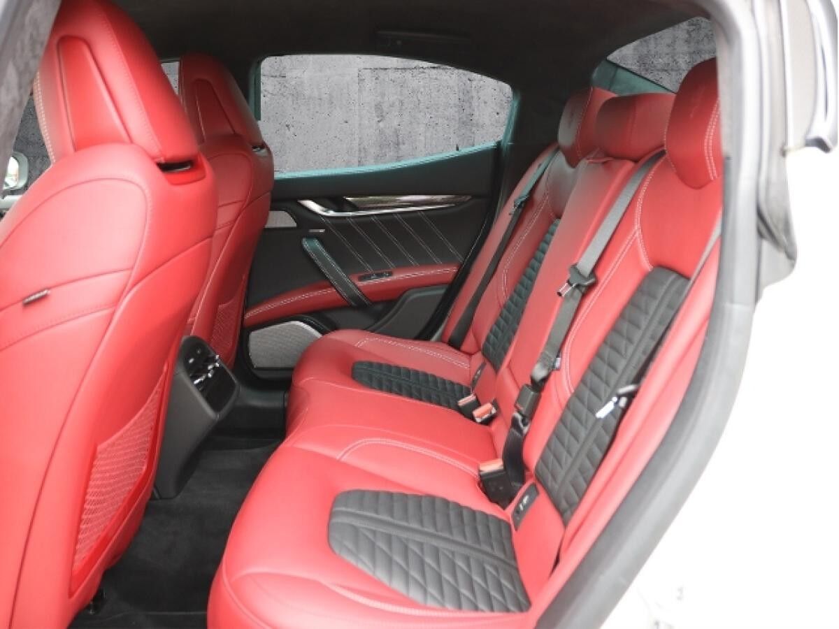 Maserati Ghibli Trofeo Fuori Serie