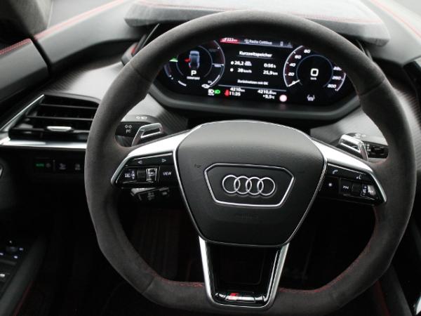 Audi e-tron GT RS ALLRADLENK+HEADUP+MATRIX+RS-DESIGNP