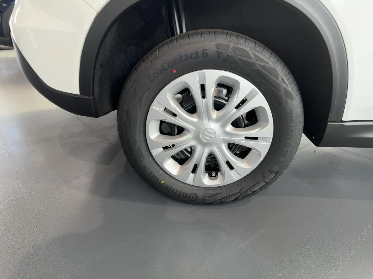 Suzuki Vitara Club 1.4 HYBRID / Klima / LED