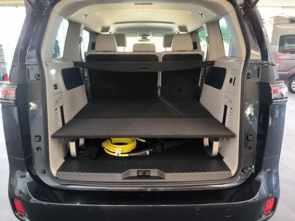Volkswagen ID.Buzz ID. Buzz Pro 150 KW Design Assistenz Komfort Infotaiment AHK Eletric-White